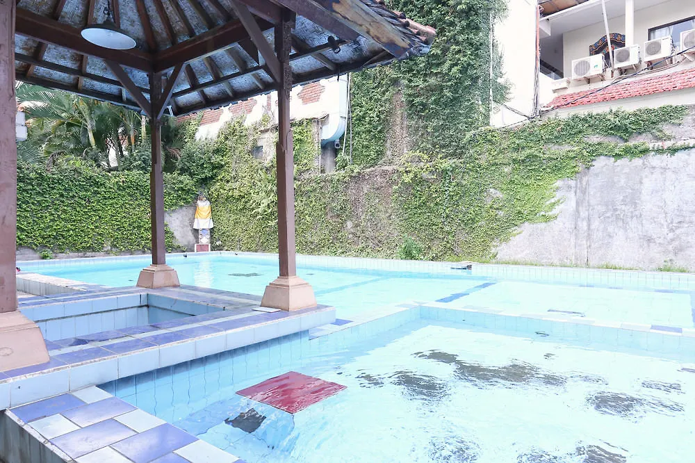 Kedin'S Inn Σεμινιάκ Ξενοδοχείο
